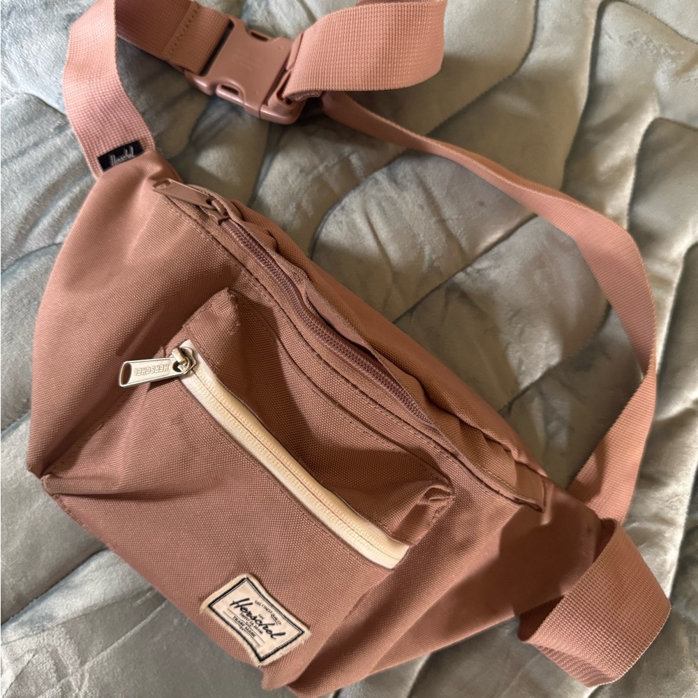 Herschel Supply Company Tan Crossbody Bag